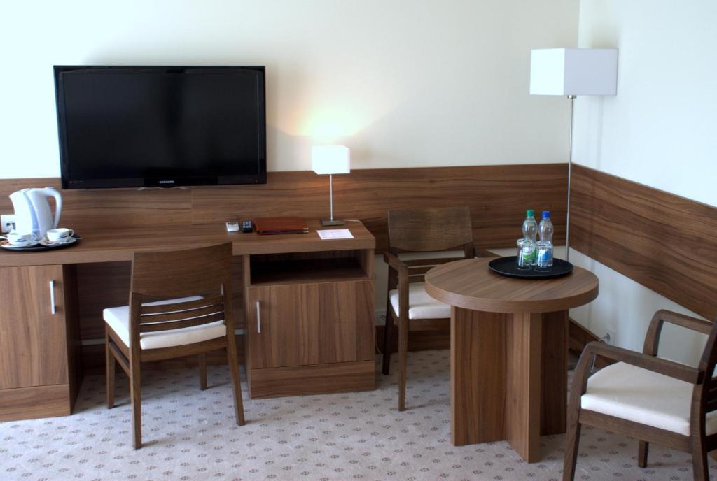 Hotel Termy Palacowe Nałęczów Habitación foto
